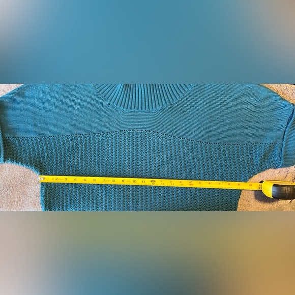 Coldwater Creek Blue Short Sleeve Cowl Neck Sweater Size M - Picture 7 of 7